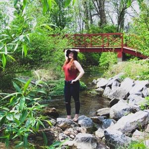 Meet your Posher, Michaela